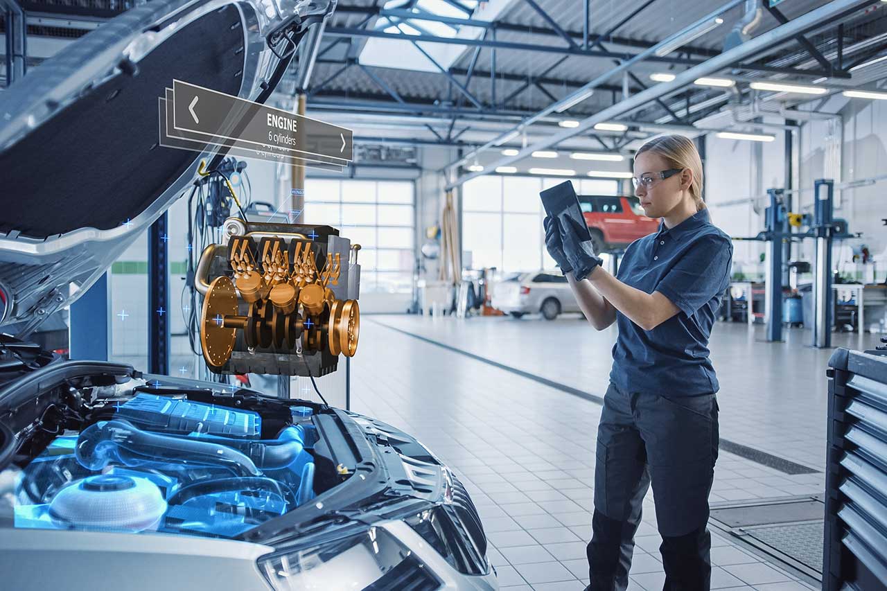 automotive product development engineer using 3D scan data to visualise automotive product design