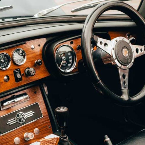 interior-3D-scan wood-style car interior