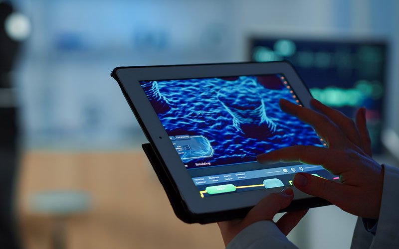 virtual surgery simulation a student performing a surgery simulation on a tablet